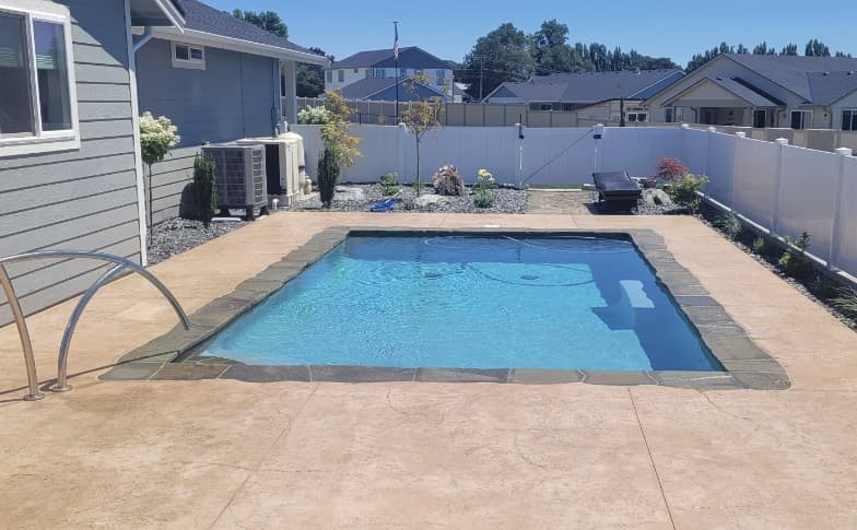 Luxury pool in Kennewick Tri-Cities WA
